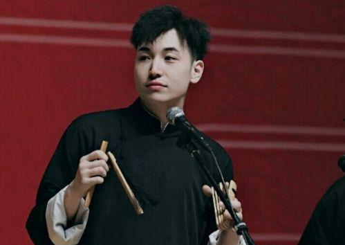 谢新达搞笑照片